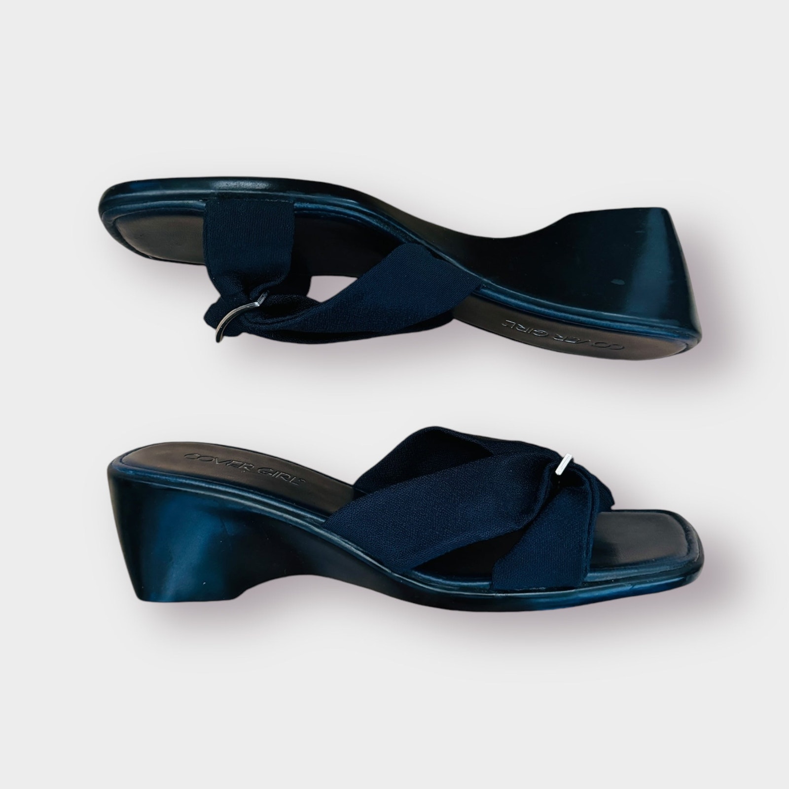 Y2k Covergirl Black Wedges
